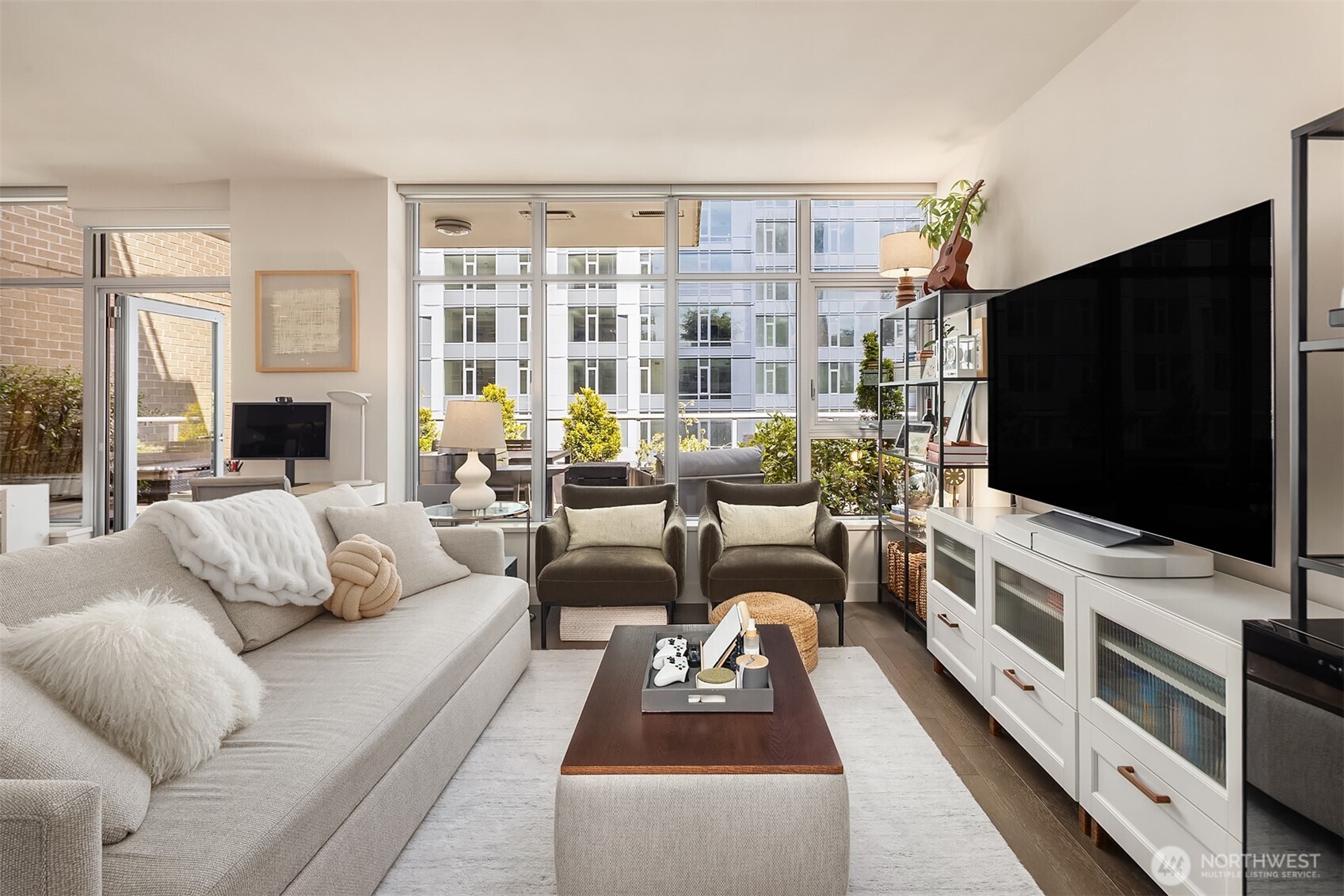 583 Battery Street Seattle WA 98121