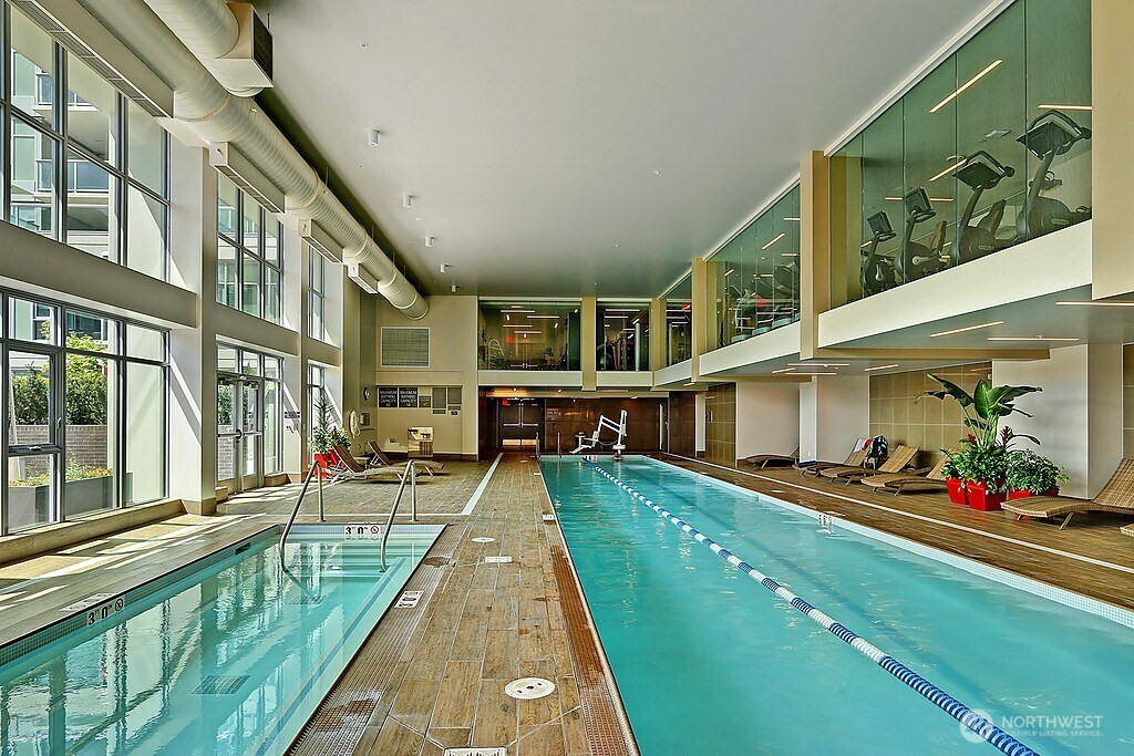 583 Battery Street Seattle WA 98121