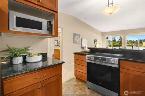 130 105th Avenue SE Bellevue WA 98004