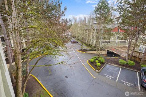 7711 NE 175th Street Kenmore WA 98028