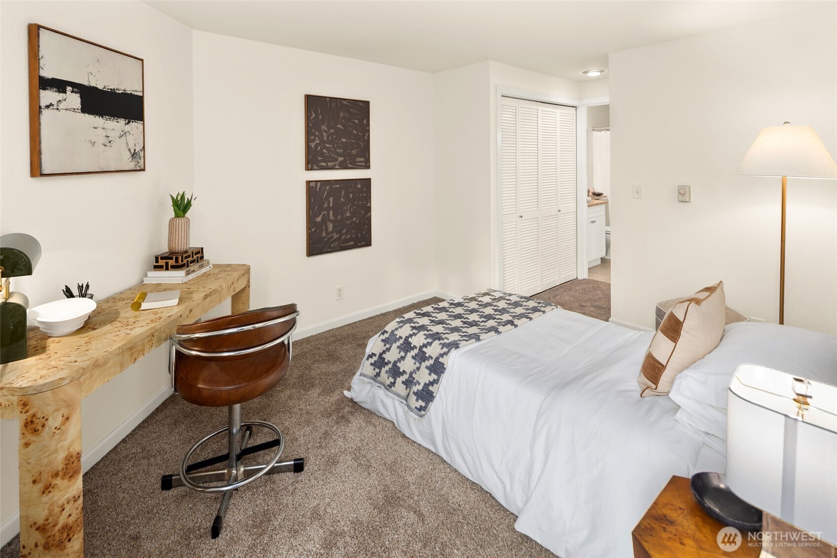 5901 Phinney Avenue N Seattle WA 98103