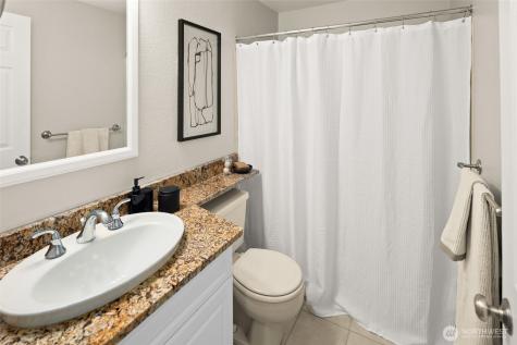 5901 Phinney Avenue N Seattle WA 98103