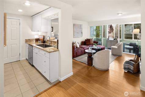 5901 Phinney Avenue N Seattle WA 98103