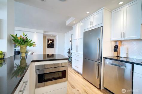6535 Seaview Avenue NW Seattle WA 98117