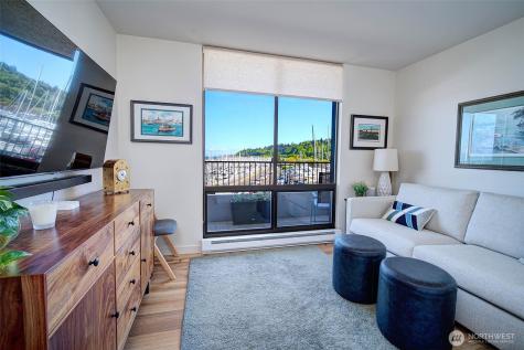 6535 Seaview Avenue NW Seattle WA 98117