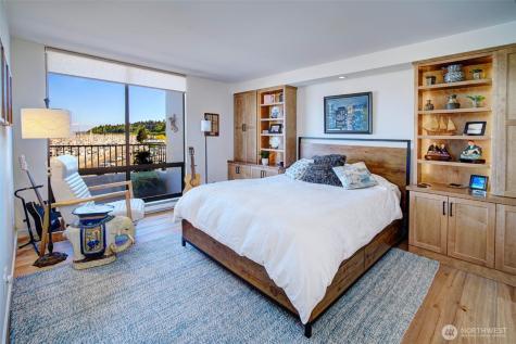 6535 Seaview Avenue NW Seattle WA 98117