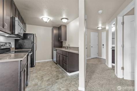 9815 Holly Drive Everett WA 98204