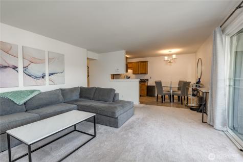 1113 Kirkland Avenue Kirkland WA 98033