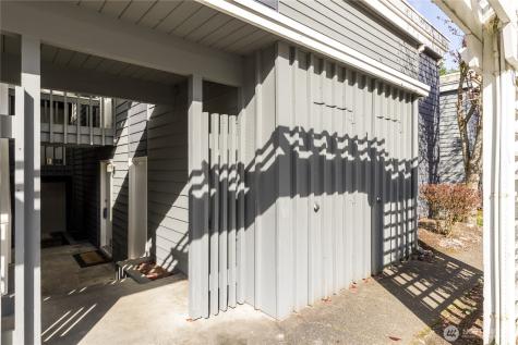 1113 Kirkland Avenue Kirkland WA 98033