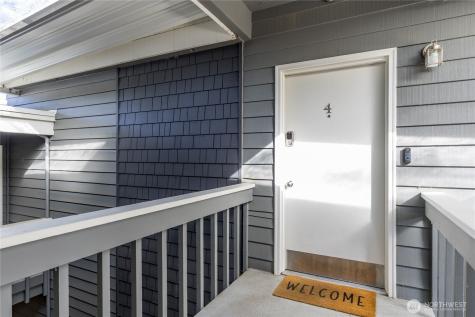 1113 Kirkland Avenue Kirkland WA 98033