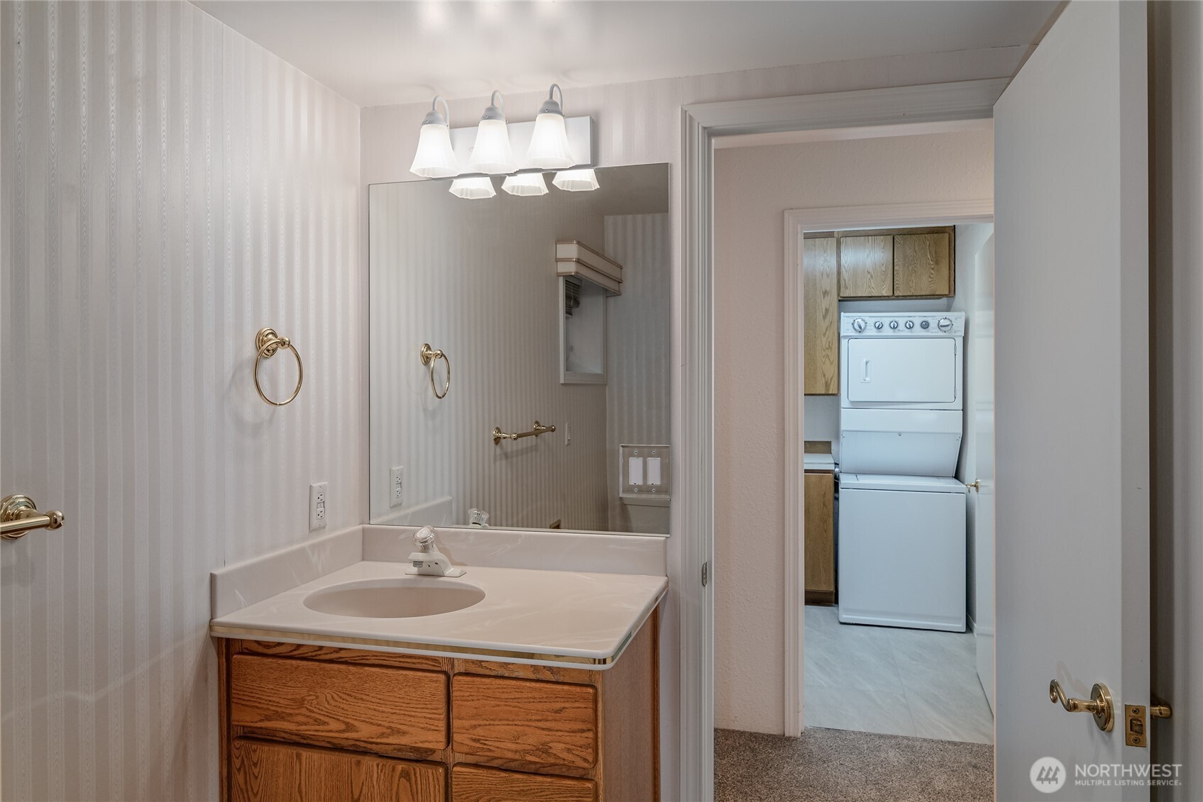 225 NE 19th Street East Wenatchee WA 98802