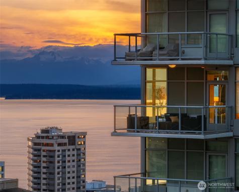 583 Battery Street Seattle WA 98121