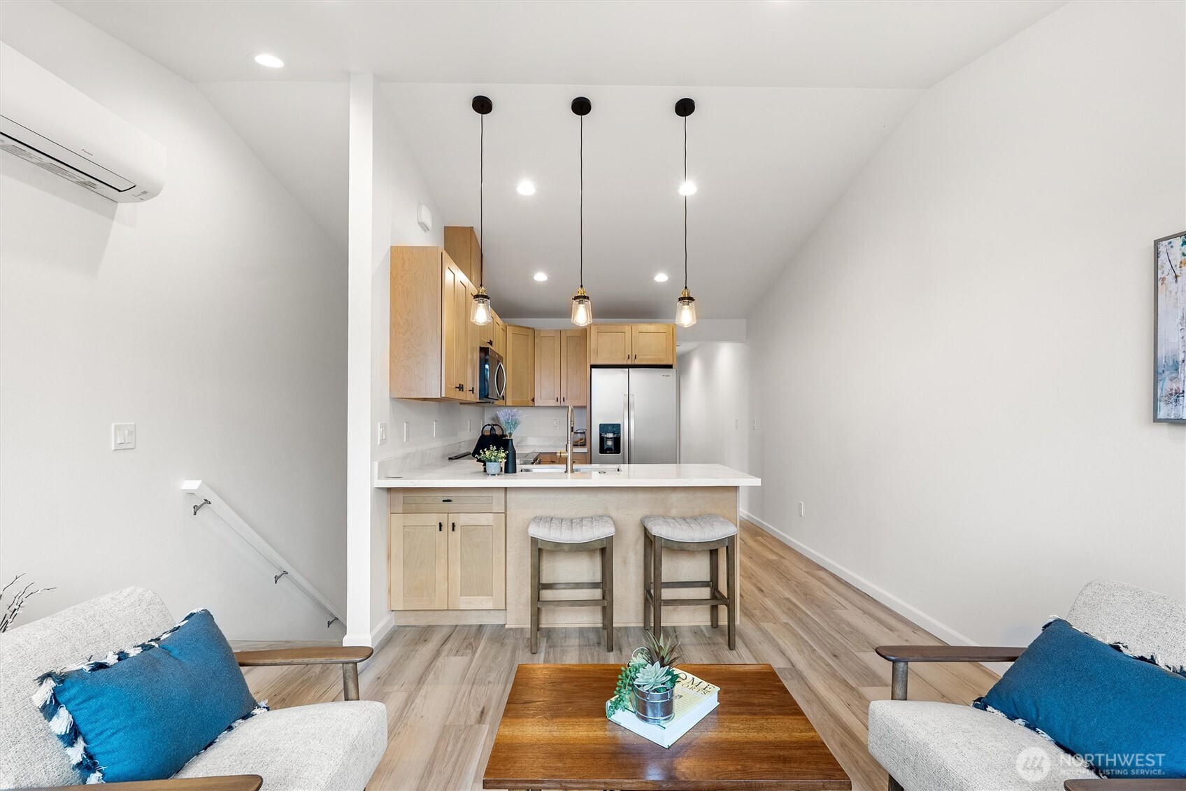 2417 Harrison Avenue Everett WA 98201