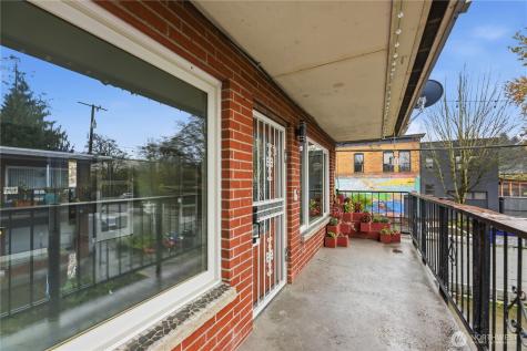 748 S Cloverdale Street Seattle WA 98108
