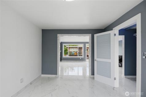 748 S Cloverdale Street Seattle WA 98108