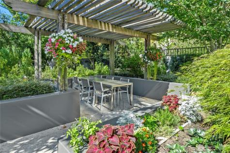1301 Spring Street Seattle WA 98104