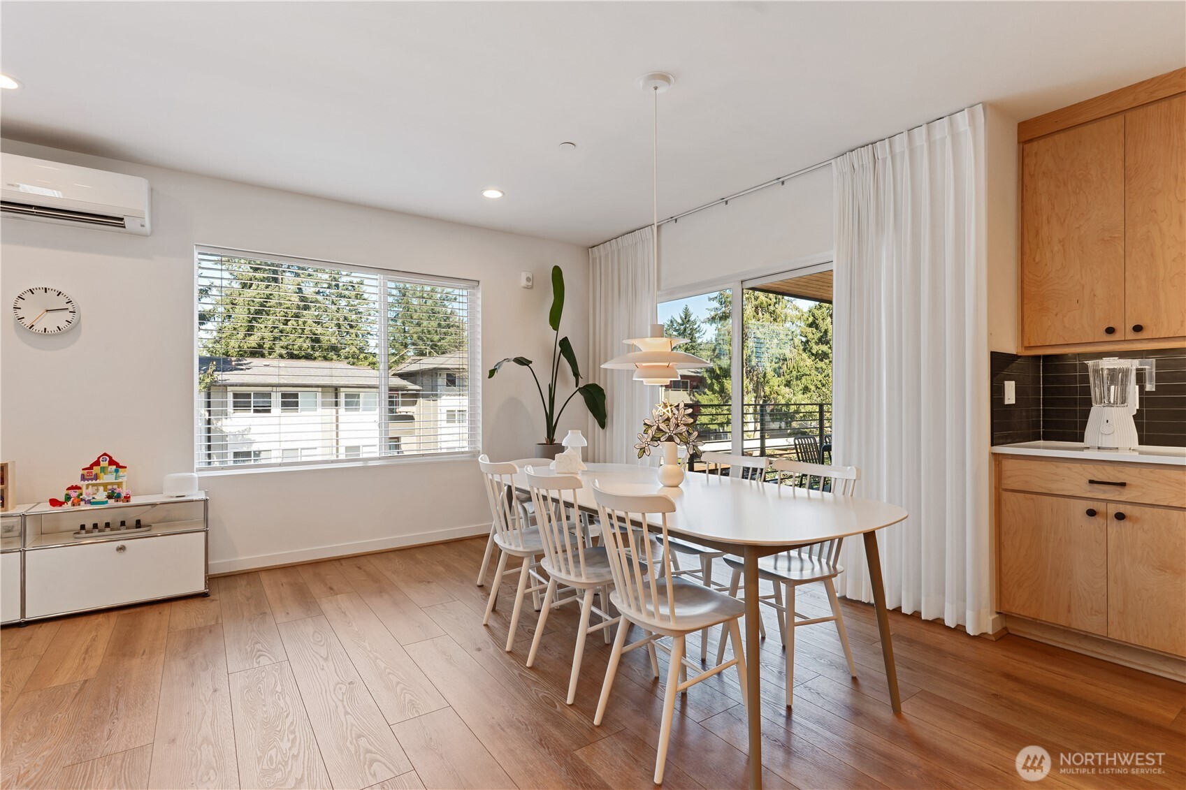15538 NE 15th Place Bellevue WA 98007
