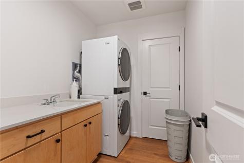15538 NE 15th Place Bellevue WA 98007