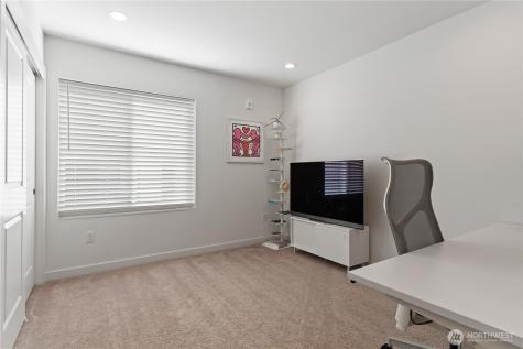 15538 NE 15th Place Bellevue WA 98007