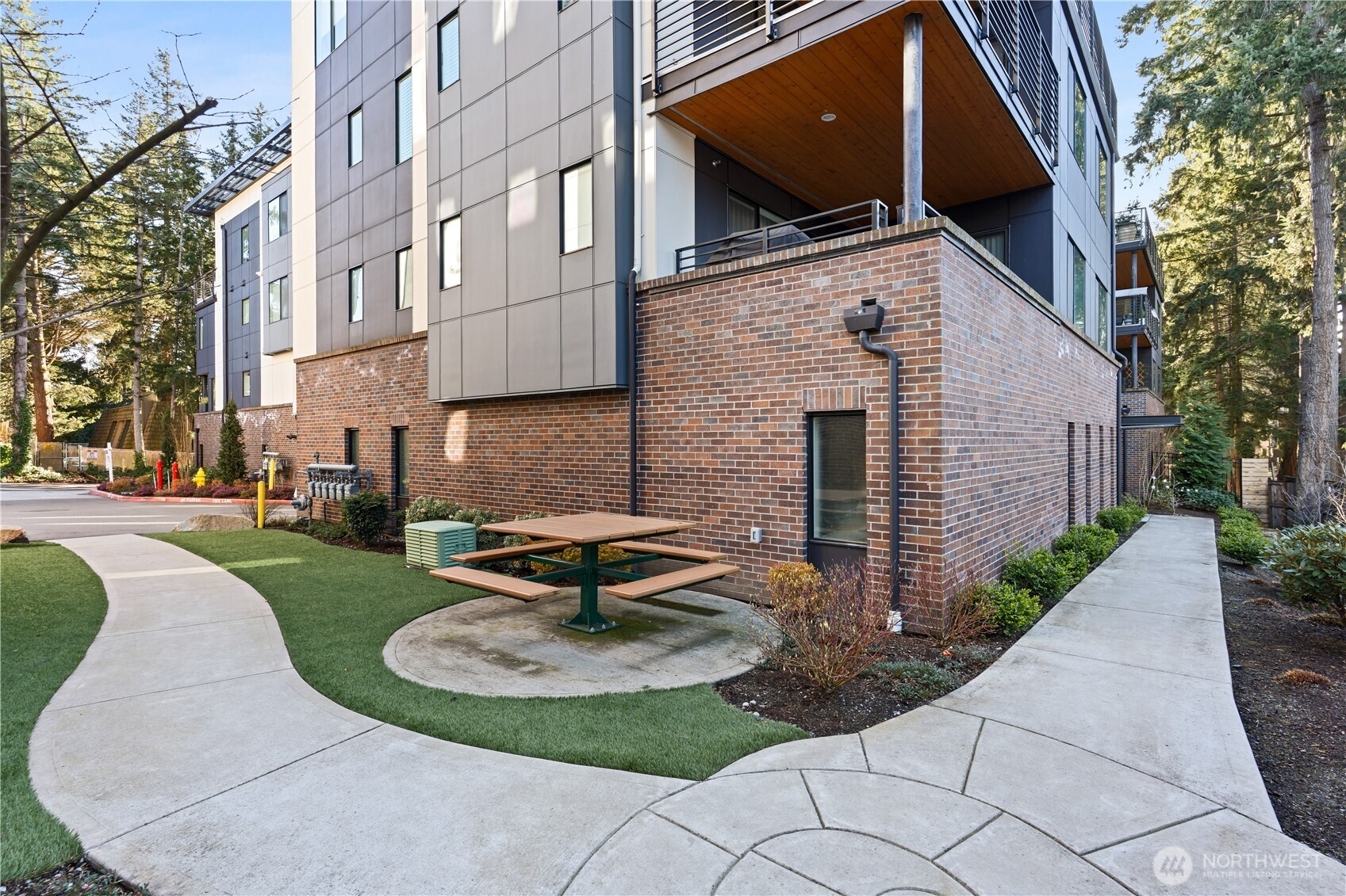 15538 NE 15th Place Bellevue WA 98007