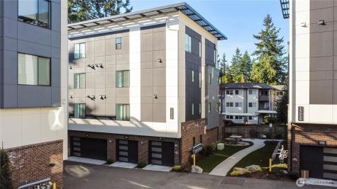 15538 NE 15th Place Bellevue WA 98007