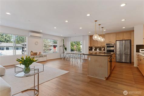 15538 NE 15th Place Bellevue WA 98007