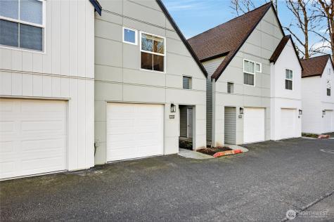 6615 S 239th Place Kent WA 98032