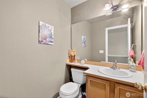 6615 S 239th Place Kent WA 98032