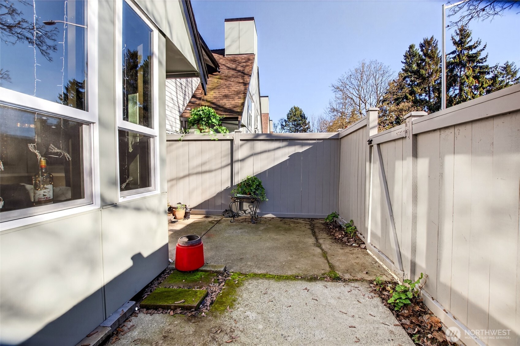 6615 S 239th Place Kent WA 98032