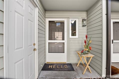 6615 S 239th Place Kent WA 98032