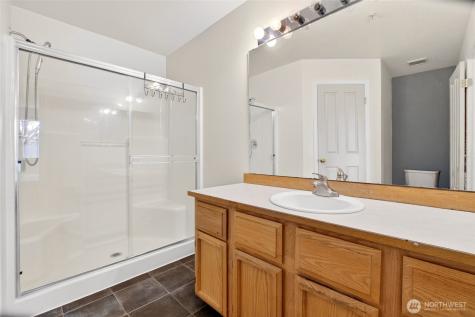 6615 S 239th Place Kent WA 98032