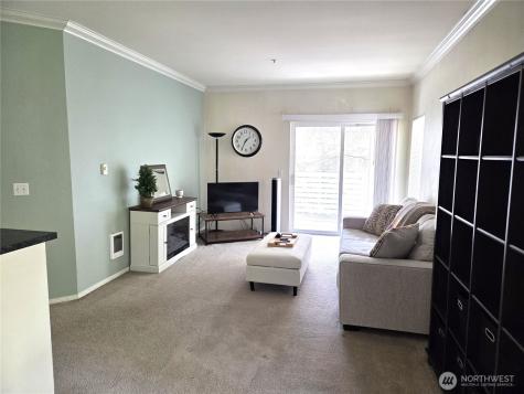 801 Rainier Avenue N Renton WA 98057