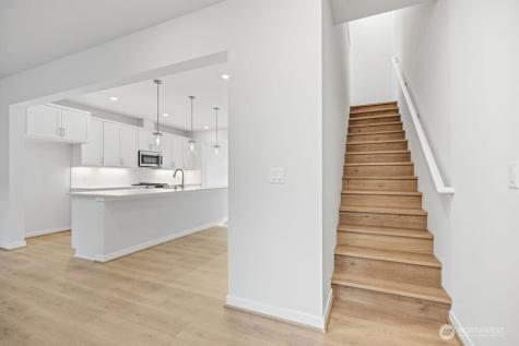 13210 NE 127th Way Kirkland WA 98034