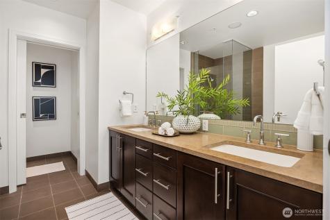10650 NE 9th Place Bellevue WA 98004