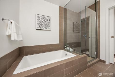 10650 NE 9th Place Bellevue WA 98004