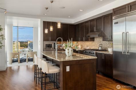 10650 NE 9th Place Bellevue WA 98004