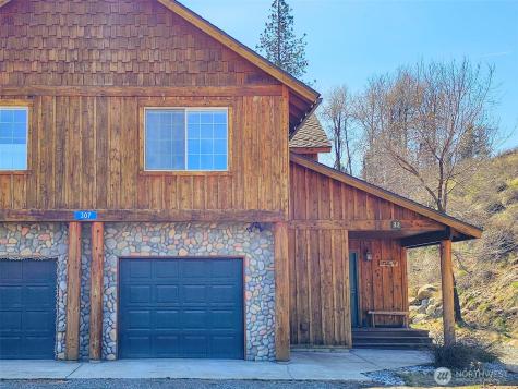 307 Cascadian Lane Winthrop WA 98862