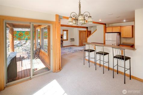 307 Cascadian Lane Winthrop WA 98862