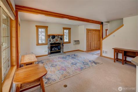 307 Cascadian Lane Winthrop WA 98862
