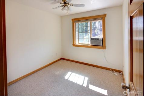 307 Cascadian Lane Winthrop WA 98862