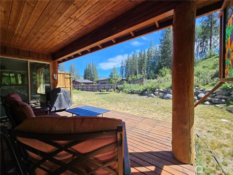 307 Cascadian Lane Winthrop WA 98862