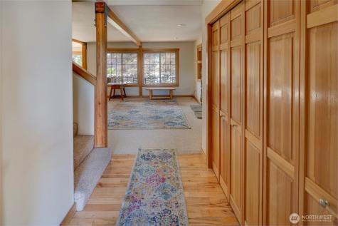 307 Cascadian Lane Winthrop WA 98862