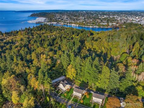 4422 Montana Circle W Seattle WA 98199