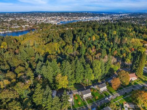 4422 Montana Circle W Seattle WA 98199