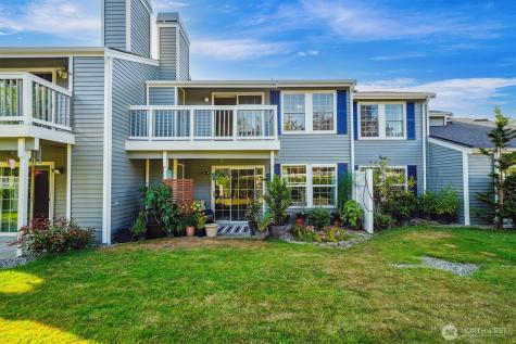5813 S 238th Court Kent WA 98032
