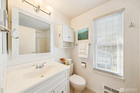 5813 S 238th Court Kent WA 98032