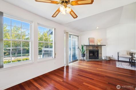 5813 S 238th Court Kent WA 98032