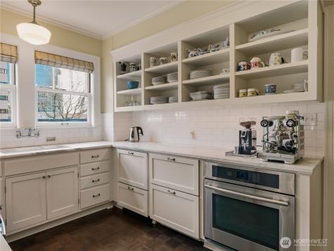 1223 Spring Street Seattle WA 98104