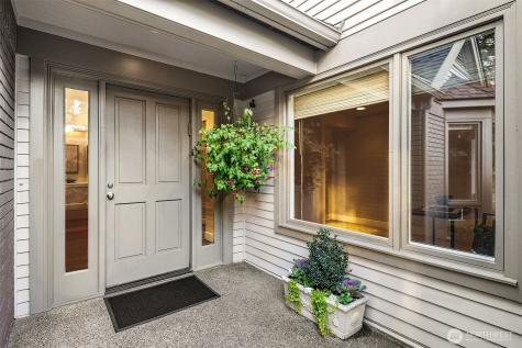 1728 Bellevue Way NE Bellevue WA 98004