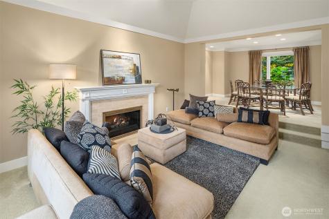 1728 Bellevue Way NE Bellevue WA 98004